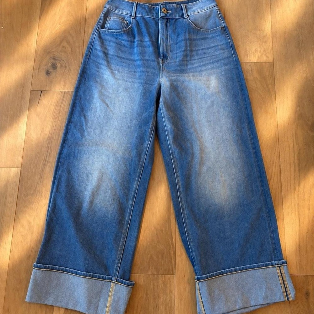 Halara Flex High Waisted Cuffed Wide Leg Jeans Stretch Denim Medium 25" Inseam